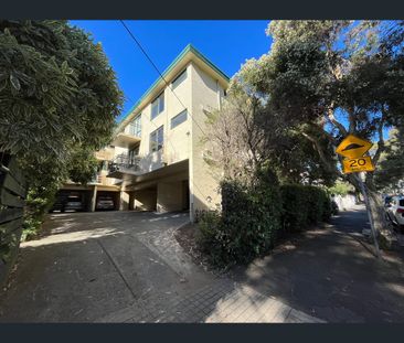 4/18 Bloomfield Road, Ascot Vale, Vic 3032 - Photo 1