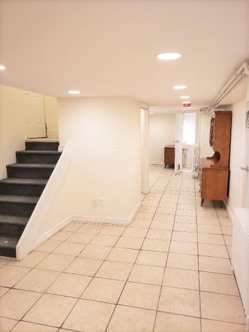 For Lease - 541 Palmerston Boulevard Unit# 3, Toronto, Ontario - Photo 4
