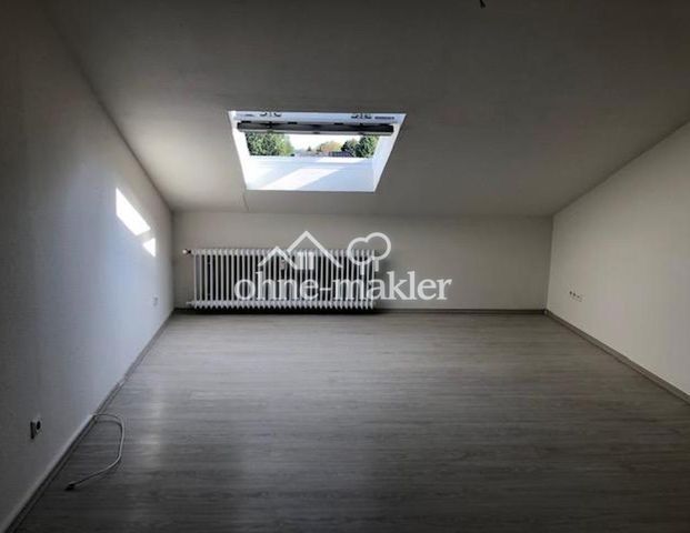 Dachgeschosswohnung in Eschweiler - Foto 1