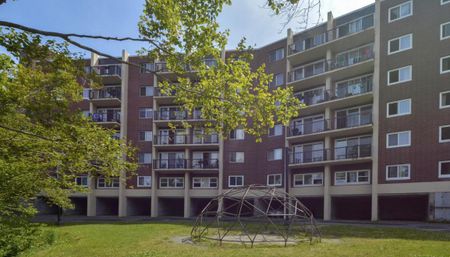 19 Plateau Crescent - Photo 3