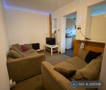 5 bedroom semi-detached house to rent - Photo 1