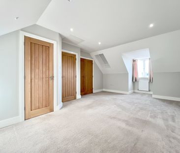 Dairy-grove, Exeter - Photo 1