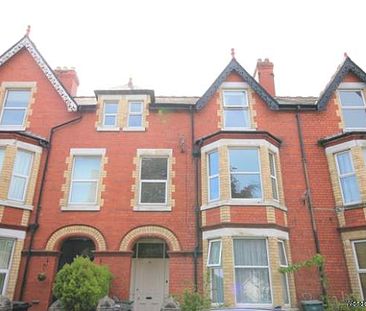 2 bedroom property to rent in Old Colwyn - Photo 1