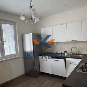 Na prenájom 1 izbový byt, 42 m² Vihorlatska ulica - Photo 2