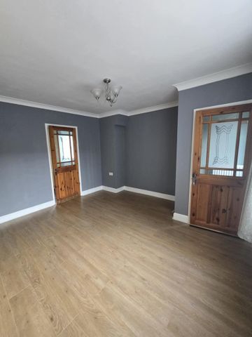 2 bedroom terraced house to rent - Photo 3