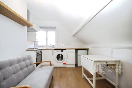 Baillie Road, Guildford, Surrey, GU1 3LN - Photo 3