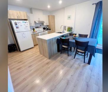 Appartement 4 et demi + un bureau - Photo 2