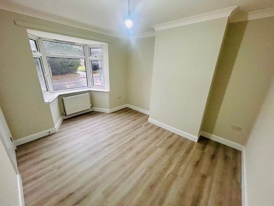 4 bedroom semi-detached house to rent - Photo 1