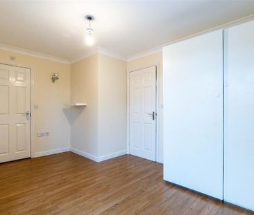 3 bedroom detached house to rent - Photo 5