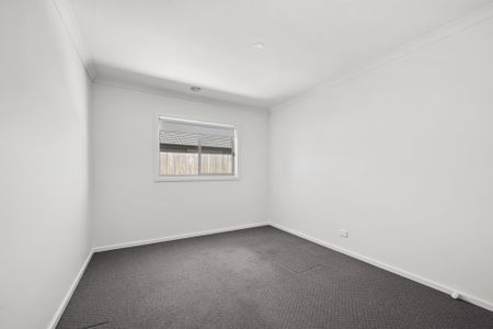 Welcome to Your Family Haven in Bonshaw! - Photo 4