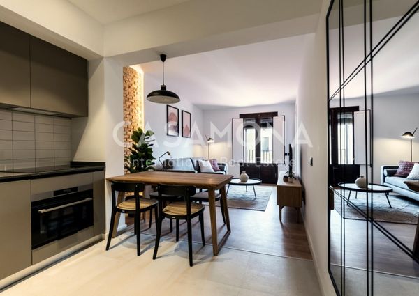 Modern and Fully Serviced 2 Bedroom Apartment with Huge Private Terrace