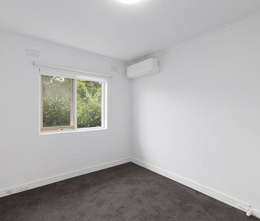 Freshly Renovated One Bedroom - Photo 2