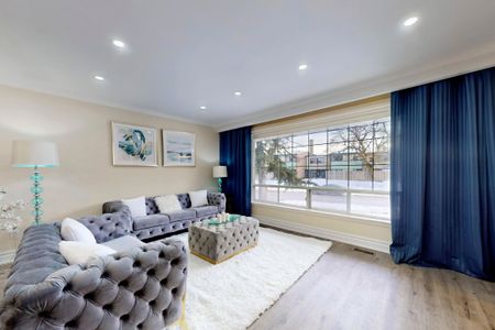For Lease - 189 Kingsview Boulevard, Toronto, Ontario - Photo 2