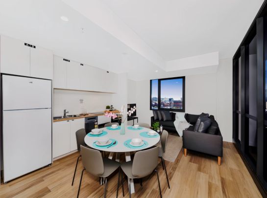 5 Bedroom Apartment - King Single Bed - Photo 1