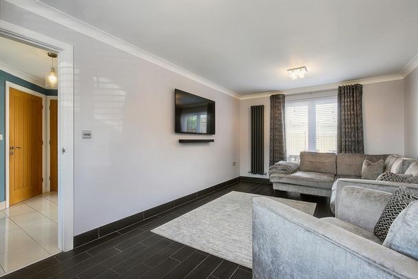 3 bedroom terraced house to rent - Photo 1