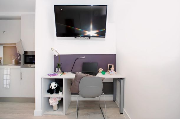 Platinum Plus Studio - Photo 1