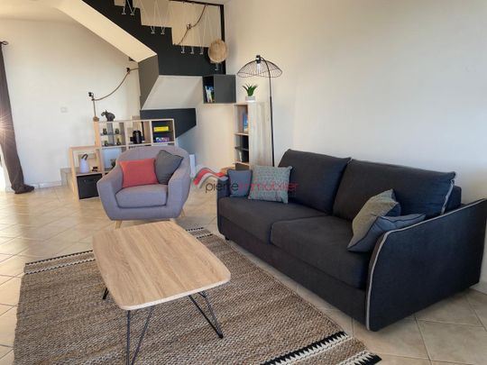 Location Maison 3 pièces 79m² LE TAMPON 97430 - Photo 1