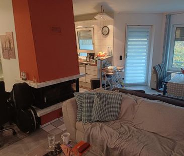 Schicke 3-Zimmer-Wohung mit Blick ins Grüne + 2 TG-Plätze - Foto 1