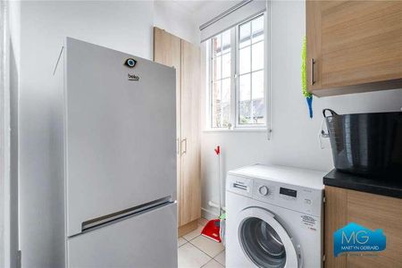 Chalet Estate, Hammers Lane, London, NW7 - Photo 3