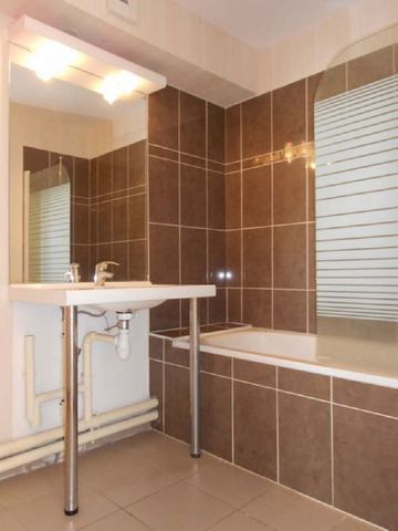 Location Appartement 2 pièces 55m² BESANCON 25000 - Photo 4