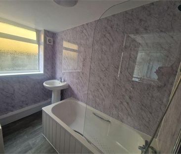 2 bedroom end of terrace house to rent - Photo 6