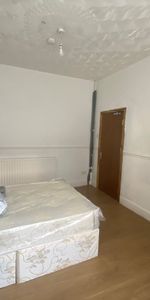 Room in a Shared House, Durham Road, B11 - Photo 3