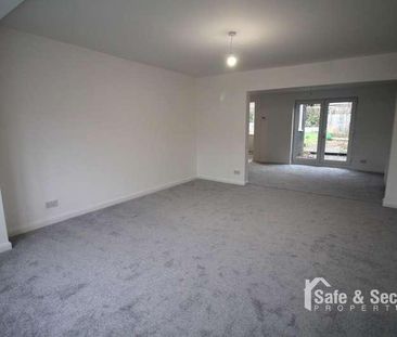 Dunkirk Avenue, Houghton Le Spring, DH5 - Photo 3