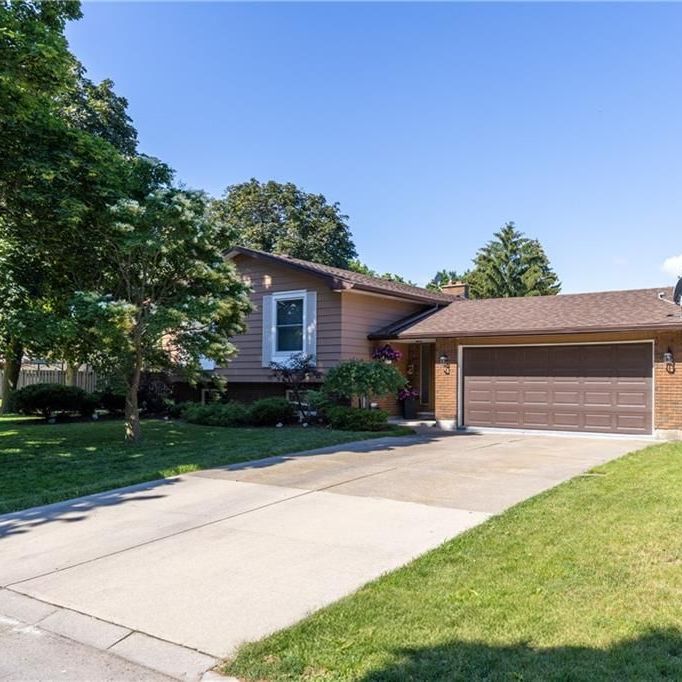 For Lease - 45 Royal Oak Drive, St. Catharines, Ontario - Photo 1