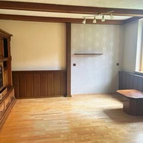 Helle, gepflegte 4 Zimmer Erdgeschosswohnung in Hauptplatznähe - Foto 1