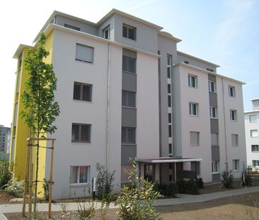 Schöne und grosszügige 3.5-ZWG im EG zu vermieten - Foto 4