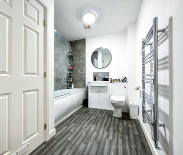 2 bedroom apartment to rent - Photo 5