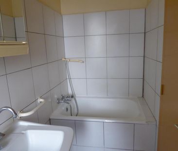 Location Appartement 1 pièce 12m² AUBENAS 07200 - Photo 5