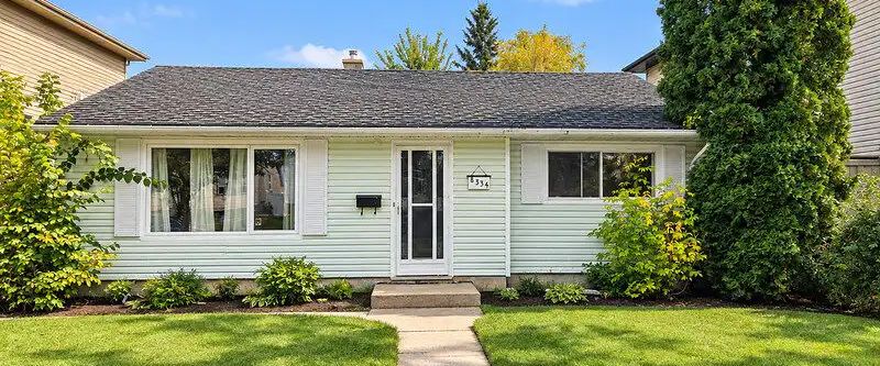 Two Beds Single House with Double Detached Garage in King Edward Park — 2 Bedrooms House - Photo 1