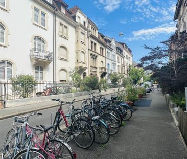 Charmante 3.5-Zimmer Altbau-Dachwohnung in bester Wohnlage. - Photo 5