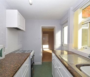 2 bedroom terraced house to rent - Photo 1