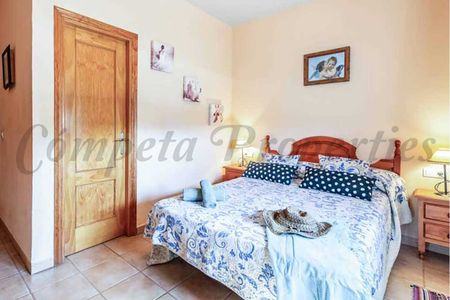 Country Property in Torrox, Andalucia , Costa del Sol - Photo 5