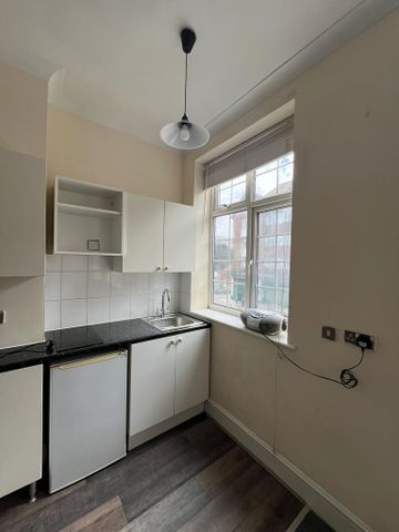 Studio to rent - Photo 4