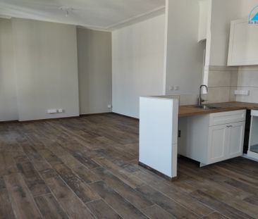 Location Appartement 2 pièces 50m² MARSEILLE 6ème - Photo 2