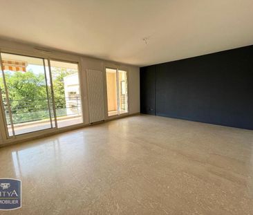 Location Appartement 4 pièces 96m² LYON 4ème - Photo 1