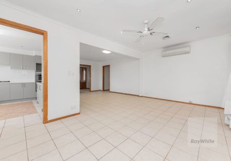 NEWLY RENOVATED, CHECK ME OUT! - Photo 4