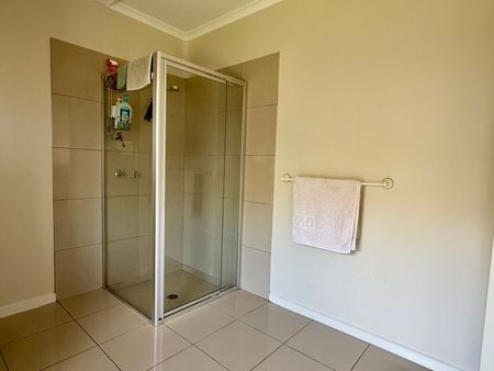 Private 1 Bedroom Unit - Photo 4