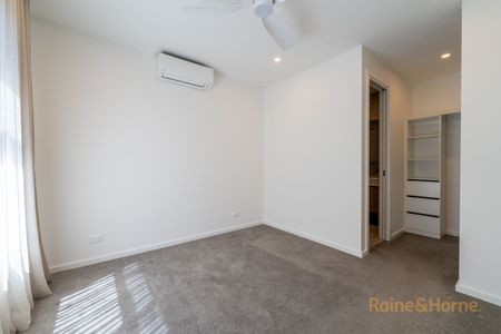 Stylish Modern Living in a Prime Location - Photo 2