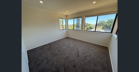 Freshly Renovated Family Home in the Heart of Ambarvale! - Photo 3