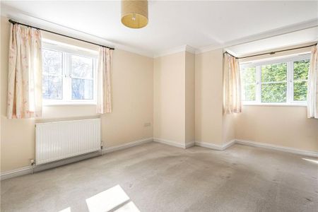 4 bedroom detached house to rent - Photo 5