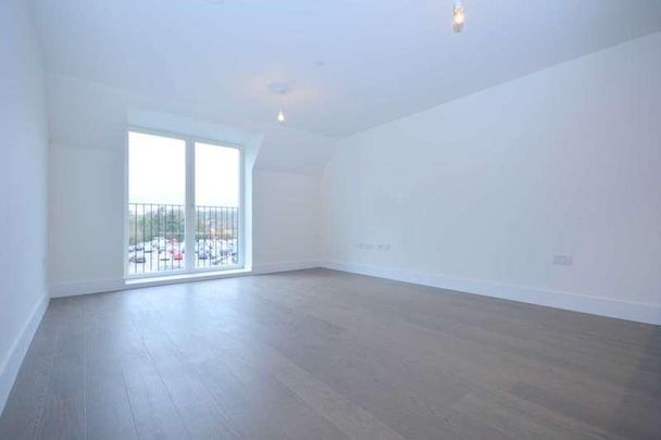 Sycamore Road, Amersham, HP6 - Photo 1