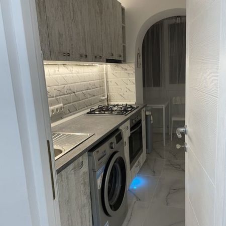 Spre inchiriere garsoniera zona Parc Sebastian - Fotografie 3