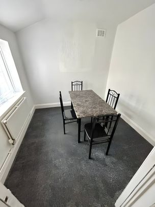 3 Bed Terraced House, Pragel Street, E13 - Photo 1