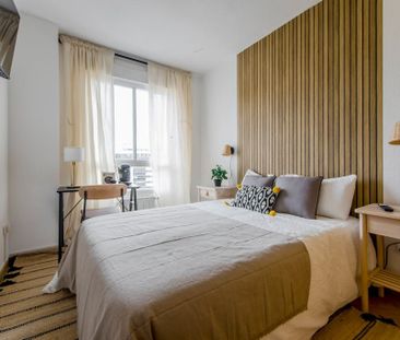 Calle del Oriana, Madrid, Community of Madrid 28045 - Photo 4