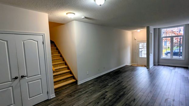 For Lease - 10 Moore's Court, Markham, Ontario - Photo 1