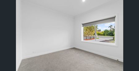 150 Narracan Drive, 3825, Newborough Vic - Photo 3